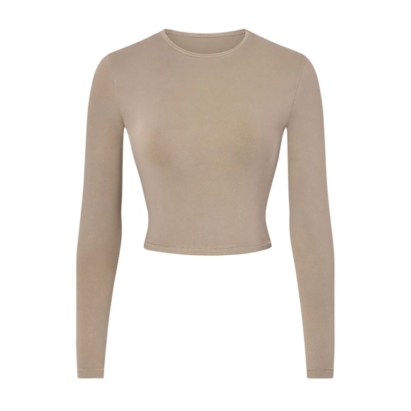 SKIMS Tops - NWT SKIMS New Vintage Cropped Long Sleeve T-Shirt in DESERT sz S - RARE